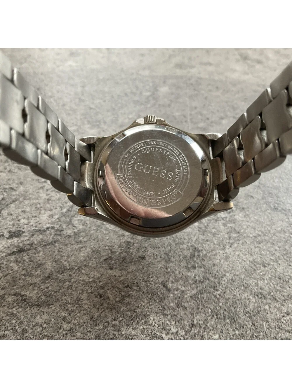 Guess Womens Diver Style Watch 30mm Silver Tone Stainless Steel Case And Band BK